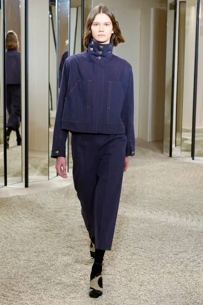 Look 34